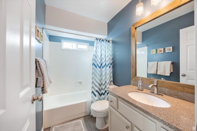 851 E CENTER ST, Pleasant Grove, UT 84062