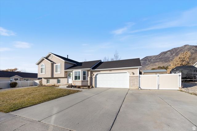 851 E CENTER ST, Pleasant Grove, UT 84062