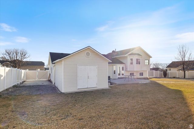 851 E CENTER ST, Pleasant Grove, UT 84062