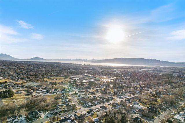 851 E CENTER ST, Pleasant Grove, UT 84062