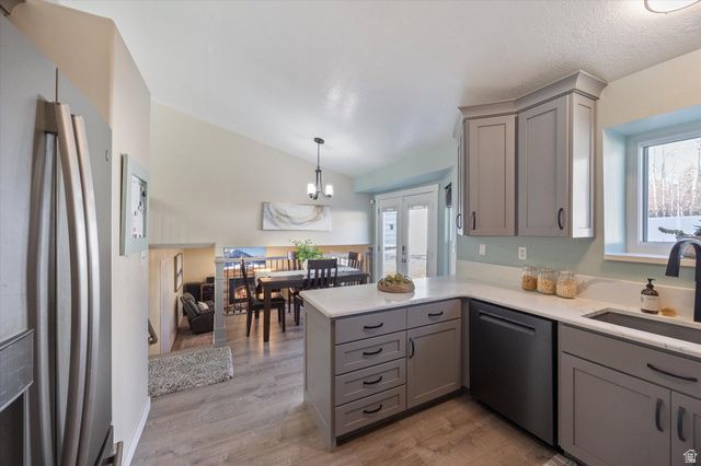 851 E CENTER ST, Pleasant Grove, UT 84062