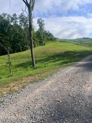 Tower Rd, Tazewell, TN 37879