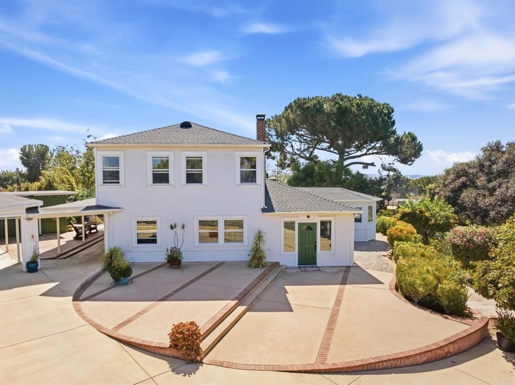 2900 Harris Drive, Vista, CA 92084 — exterior
