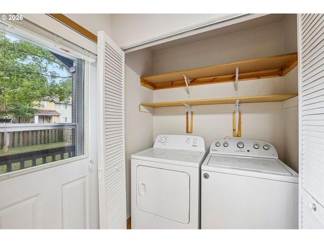 5026 N CECELIA St, Portland, OR 97203