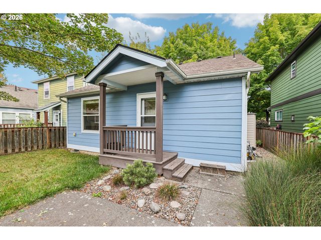 5026 N CECELIA St, Portland, OR 97203