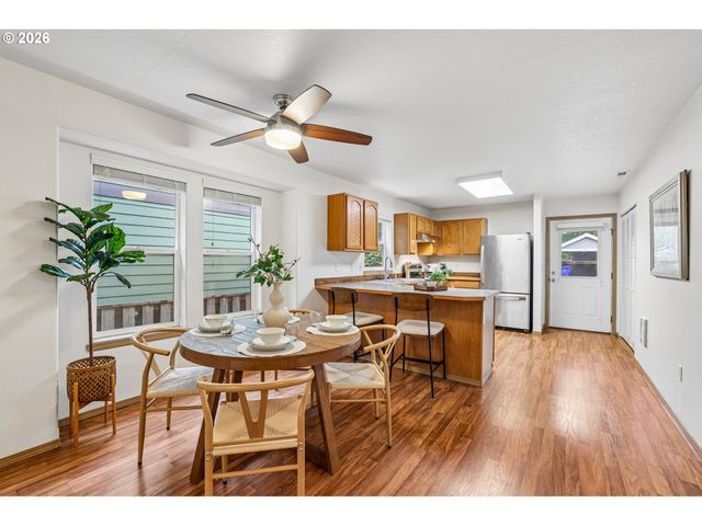5026 N CECELIA St, Portland, OR 97203
