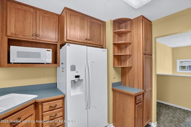 11134 Stoney Brook Drive, Grand Ledge, MI 48837