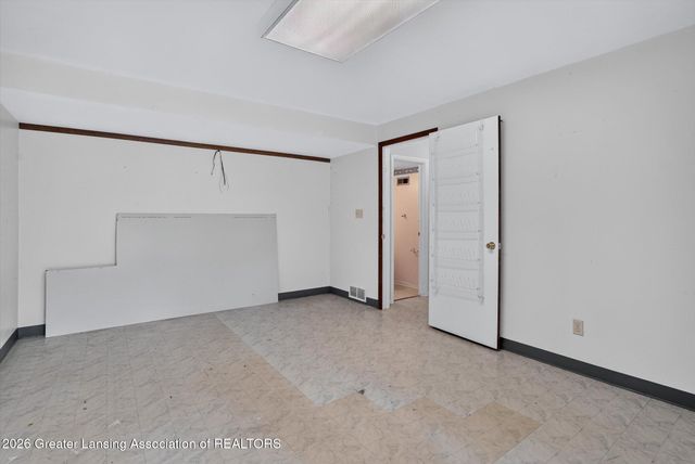 11134 Stoney Brook Drive, Grand Ledge, MI 48837