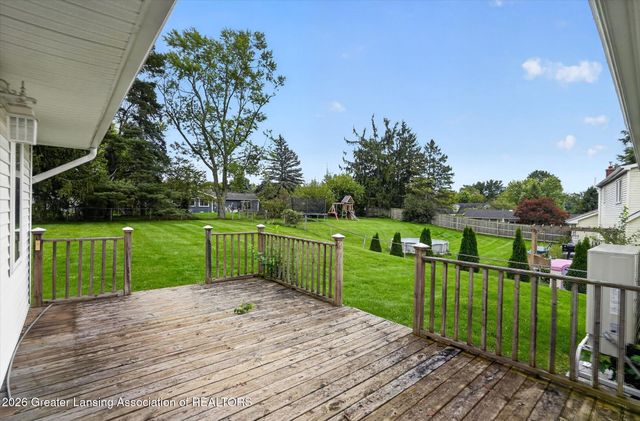 11134 Stoney Brook Drive, Grand Ledge, MI 48837