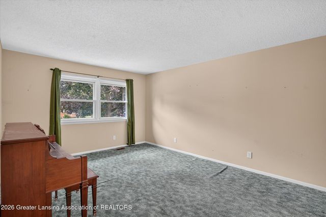 11134 Stoney Brook Drive, Grand Ledge, MI 48837