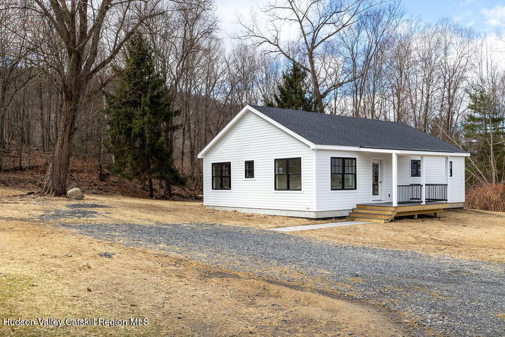 217 Anthony St. Ext., Copake, NY 12516