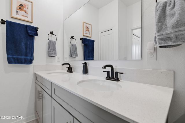 1173 Sand Trap Court, Daytona Beach, FL 32124