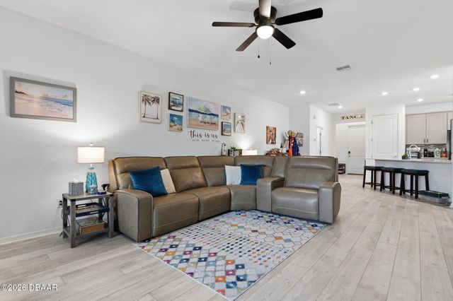 1173 Sand Trap Court, Daytona Beach, FL 32124