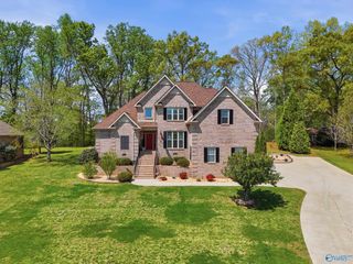 151 Riverwalk Trail, New Market, AL 35761