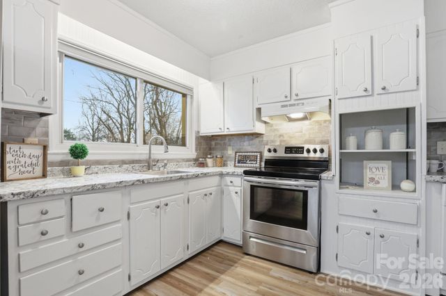 103 Roseman Lane, Statesville, NC 28625