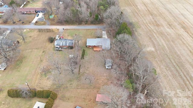103 Roseman Lane, Statesville, NC 28625