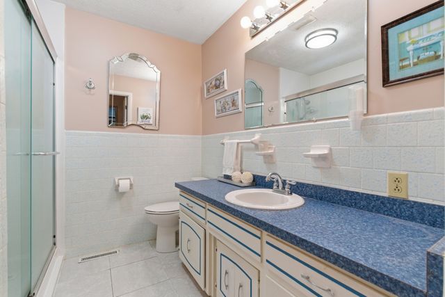 5843 Highway 41, N, Cedar Hill, TN 37032
