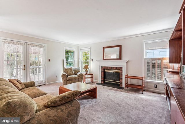 7211 BONNIEMILL LN, Springfield, VA 22150