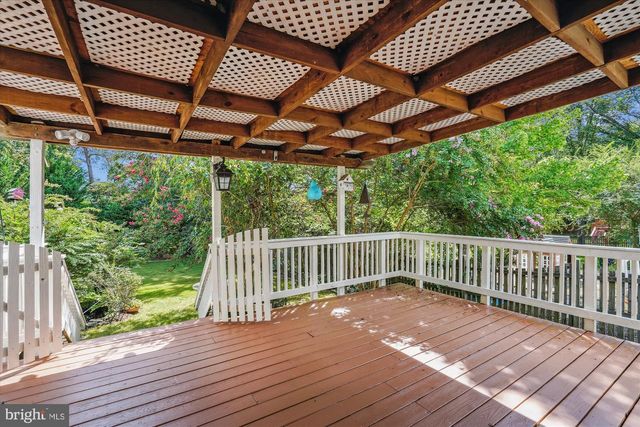 7211 BONNIEMILL LN, Springfield, VA 22150