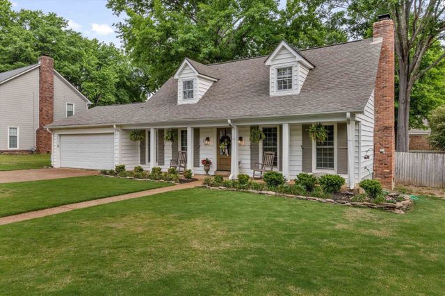 126 E GRAYCREST AVE, Collierville, TN 38017
