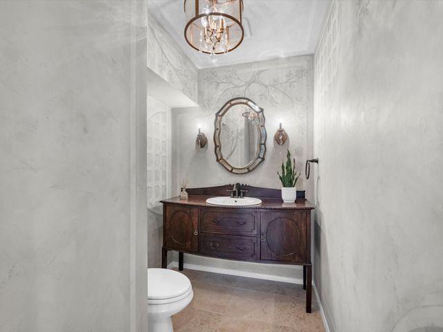 3346 Parkwood Dr, Houston, TX 77021