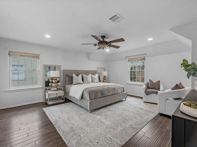 3346 Parkwood Dr, Houston, TX 77021