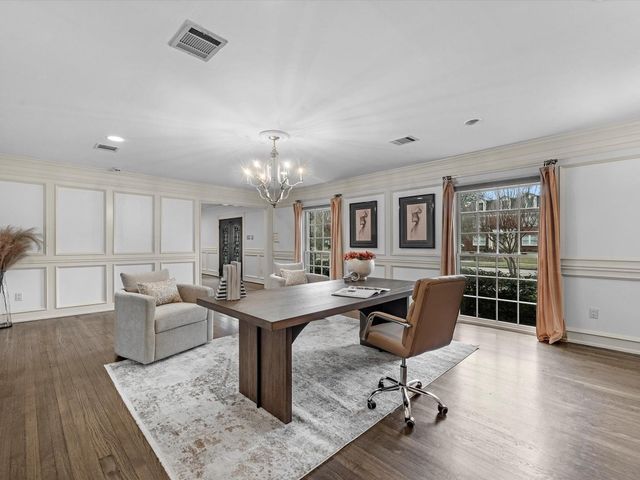 3346 Parkwood Dr, Houston, TX 77021