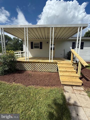 434 ANDERSON RD, Martinsburg, WV 25404
