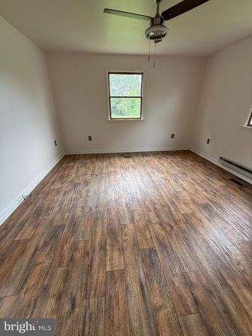 434 ANDERSON RD, Martinsburg, WV 25404