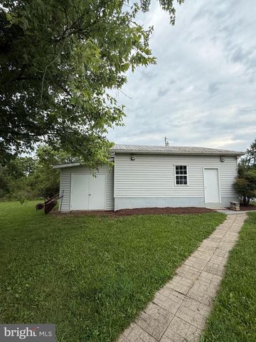 434 ANDERSON RD, Martinsburg, WV 25404