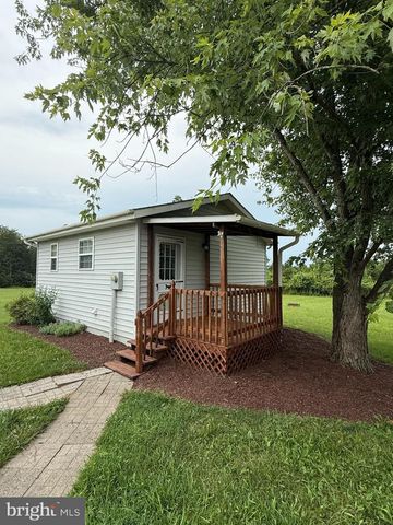434 ANDERSON RD, Martinsburg, WV 25404