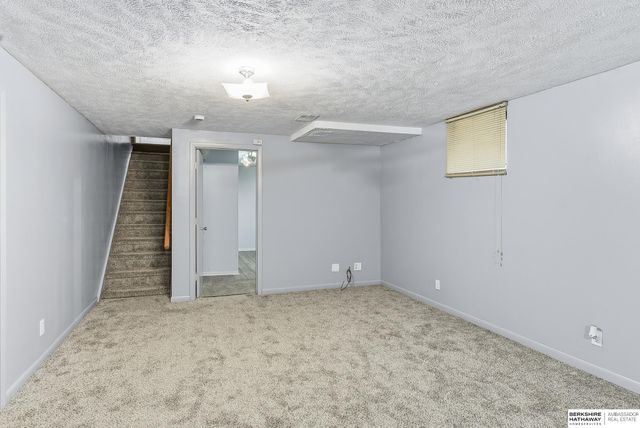 13810 S 84th Street, Papillion, NE 68046