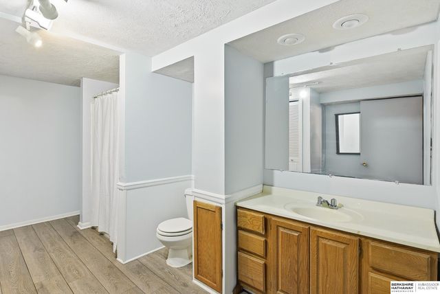 13810 S 84th Street, Papillion, NE 68046