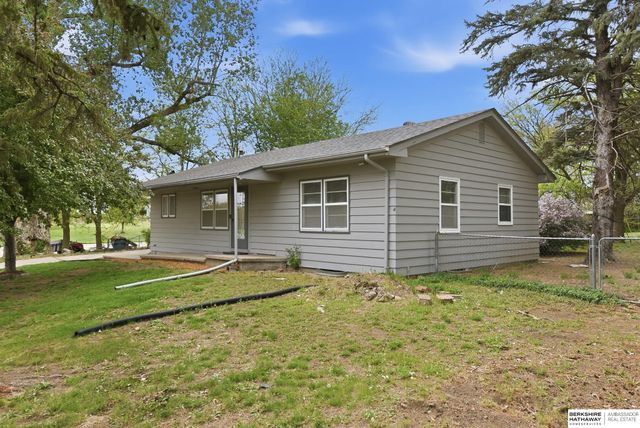 13810 S 84th Street, Papillion, NE 68046