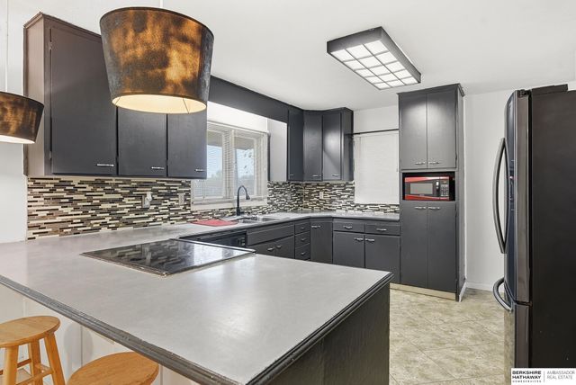 13810 S 84th Street, Papillion, NE 68046