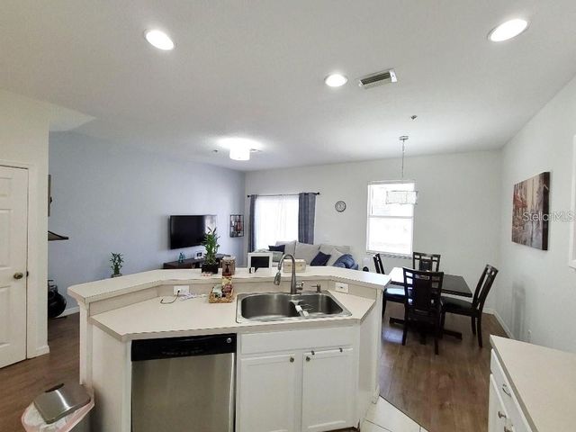 3936 YELLOWSTONE CIRCLE, Sarasota, FL 34233