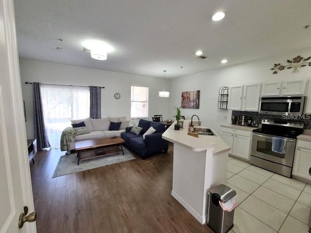 3936 YELLOWSTONE CIRCLE, Sarasota, FL 34233