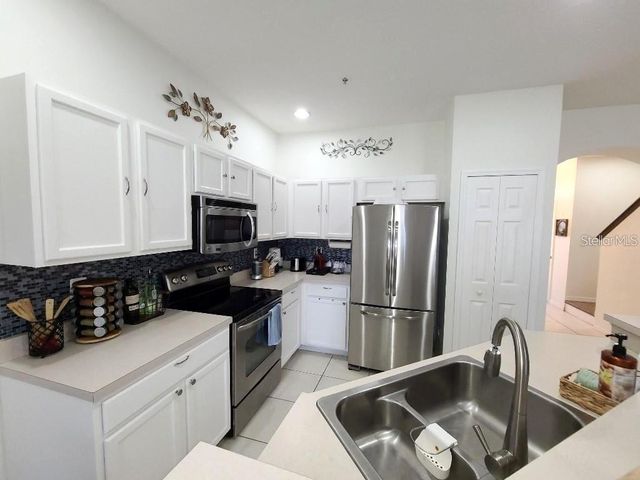 3936 YELLOWSTONE CIRCLE, Sarasota, FL 34233