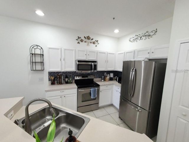 3936 YELLOWSTONE CIRCLE, Sarasota, FL 34233