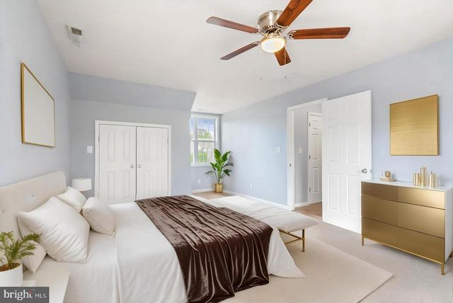 10 SASSAFRAS LN, Stafford, VA 22554