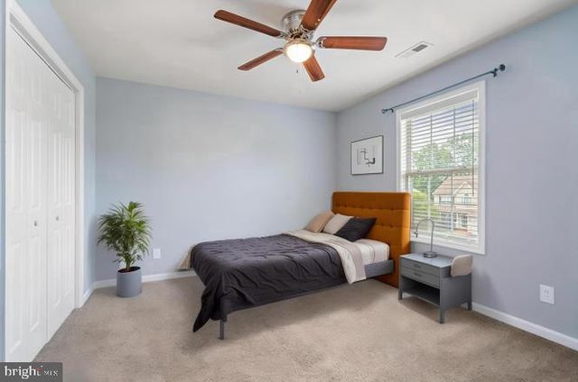10 SASSAFRAS LN, Stafford, VA 22554