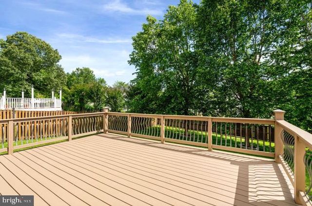 10 SASSAFRAS LN, Stafford, VA 22554