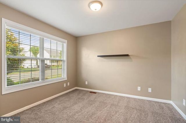 10 SASSAFRAS LN, Stafford, VA 22554