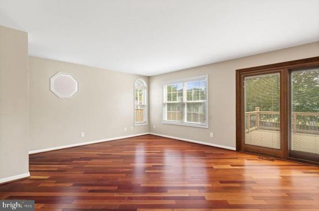10 SASSAFRAS LN, Stafford, VA 22554