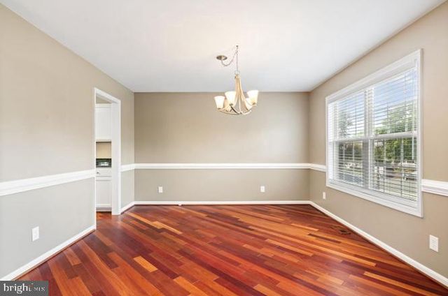 10 SASSAFRAS LN, Stafford, VA 22554