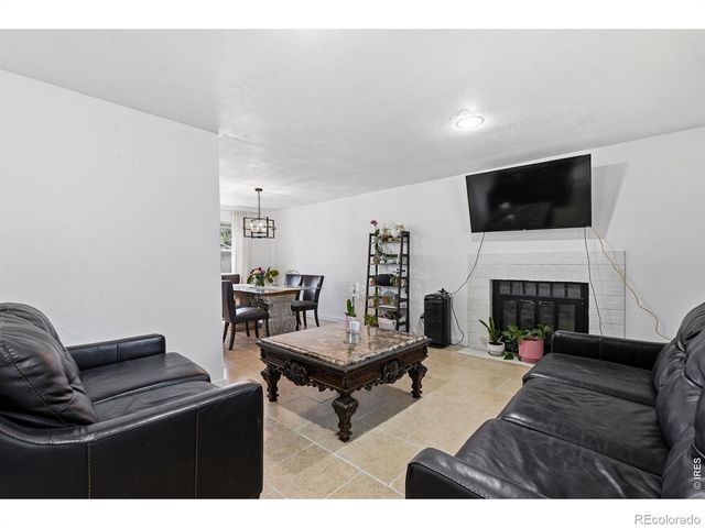 2412 Tulip Street, Longmont, CO 80501