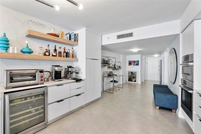 6620 Indian Creek Drive 315, Miami Beach, FL 33141