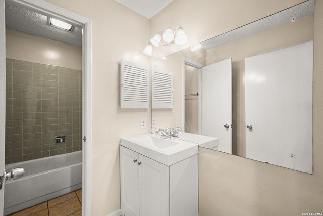 611 Jamie Sue, Converse, TX 78109