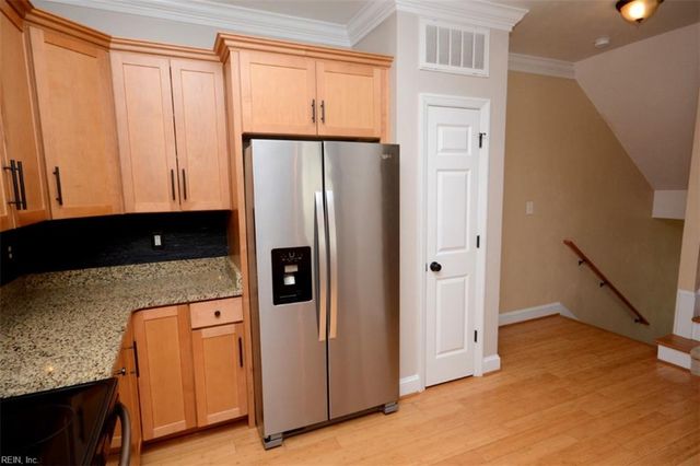 2216 E Berrie CIR, Virginia Beach, VA 23455