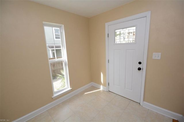 2216 E Berrie CIR, Virginia Beach, VA 23455